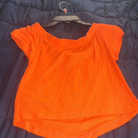 Top - Picture 5 of 6